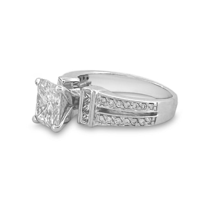 1.57cts Radiant Center Diamond Engagement Ring in 14k White Gold