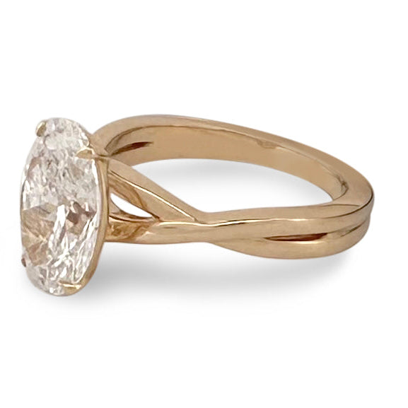 IGI Graded 3.10ct Oval Lab-Grown Diamond Solitaire Engagement Ring in 14k Yellow Gold