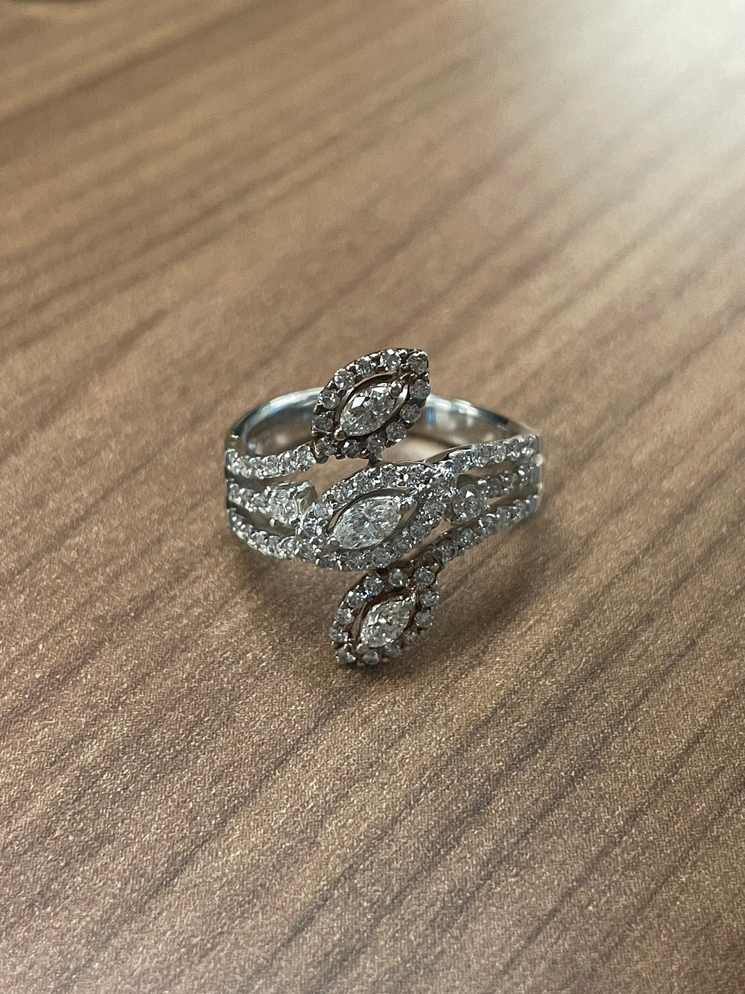 18K White & Rose Gold Diamond Leaf Ring