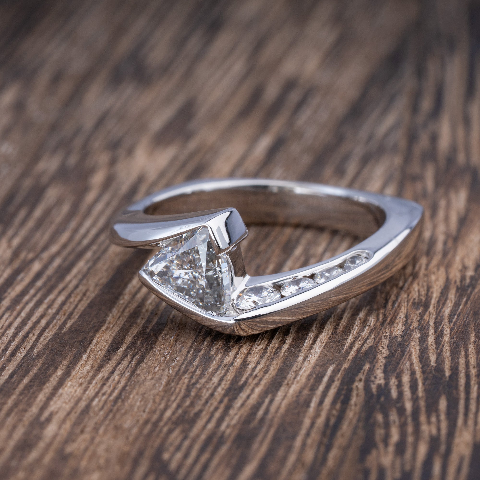 Trilliant diamond ring Clearance
