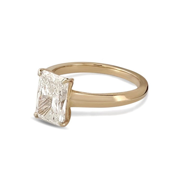 IGI Graded 3.01ct Radiant Cut Lab-Grown Diamond Solitaire Engagement Ring in 14k Yellow Gold