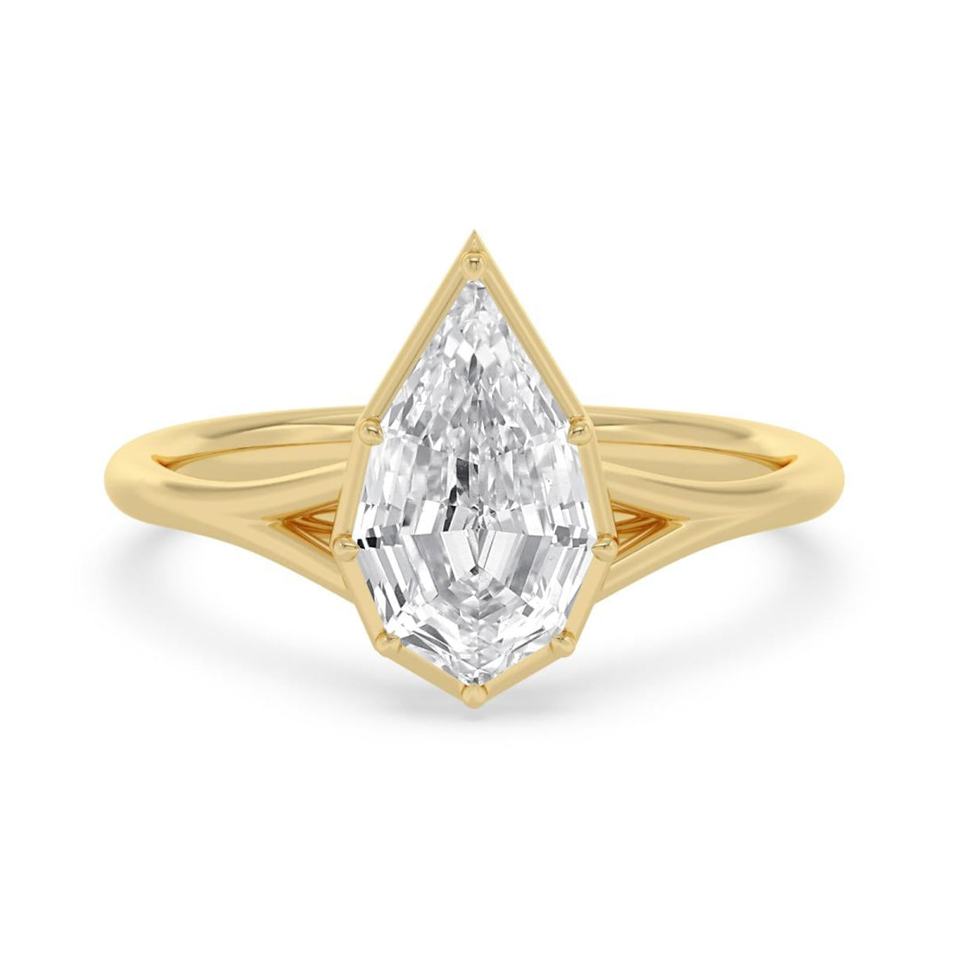 IGI Graded 3.09ct Pear Step-Cut Lab-Grown Diamond Solitaire Engagement Ring in 14k Yellow Gold