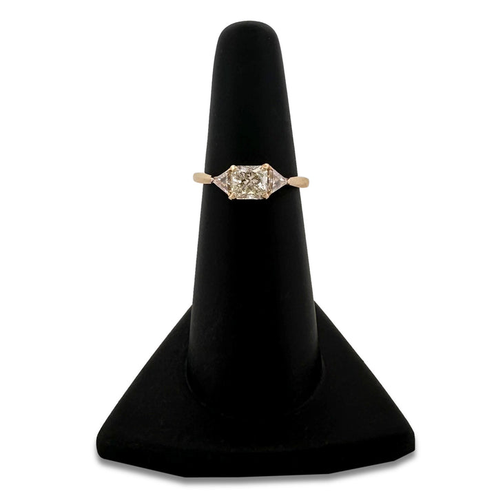 EGL Graded 1.33ctw Radiant Cut With Triangle Sides Natural Diamond Engagement Ring in 18k Yellow Gold