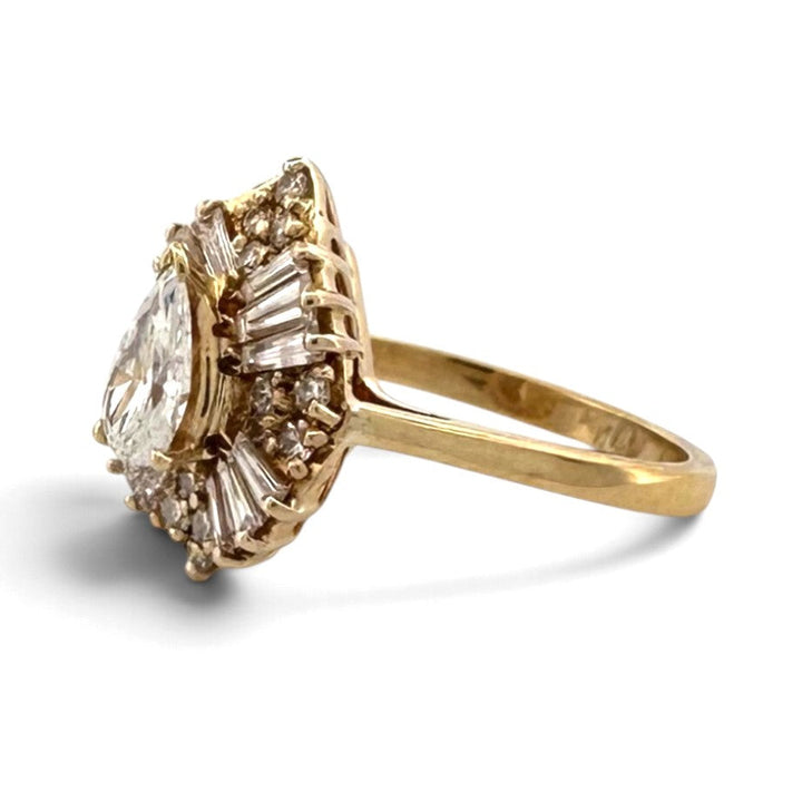 0.78ctw Pear with Baguette & Round Natural Diamond Engagement Ring in 18k Yellow Gold
