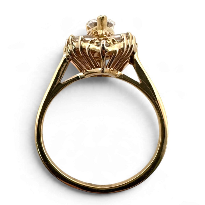 0.78ctw Pear with Baguette & Round Natural Diamond Engagement Ring in 18k Yellow Gold