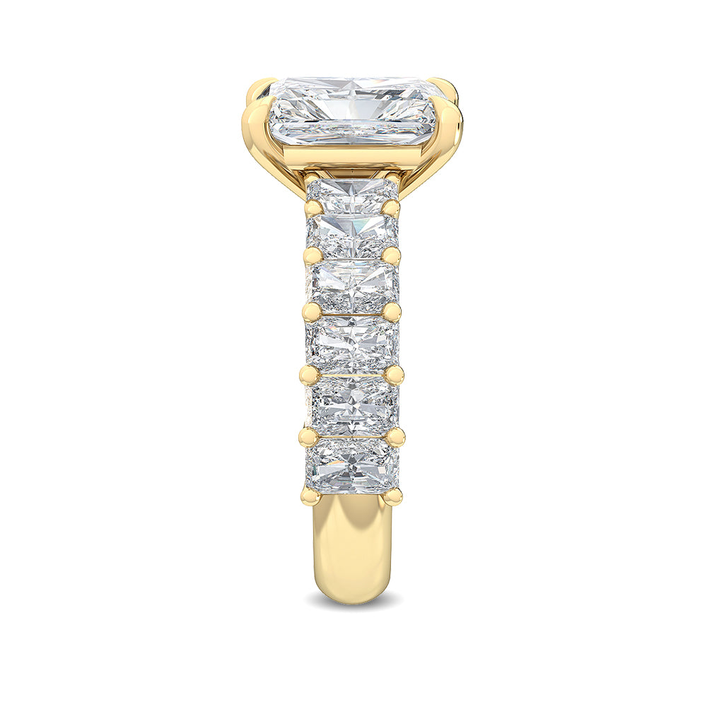 IGI Graded 3.38ctw Radiant Cut Lab-Grown Diamond Engagement Ring in 14k Yellow Gold
