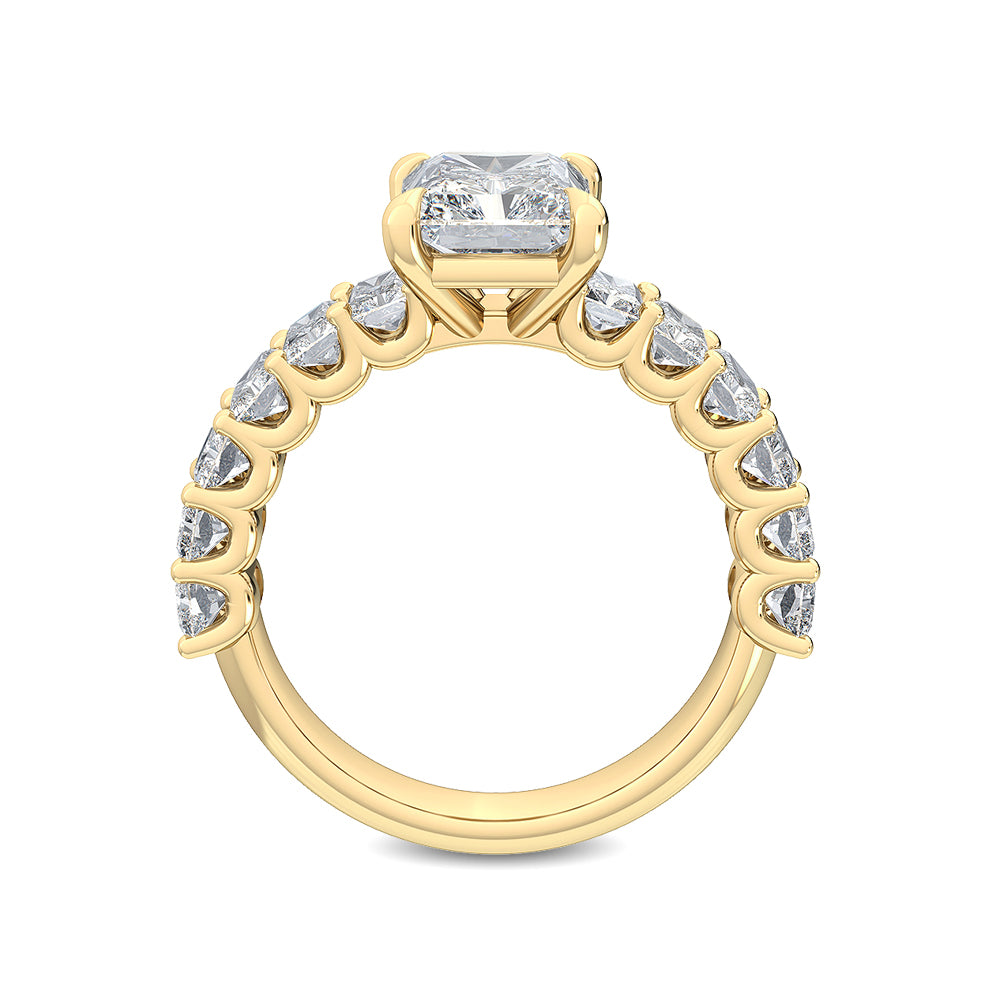 IGI Graded 3.38ctw Radiant Cut Lab-Grown Diamond Engagement Ring in 14k Yellow Gold
