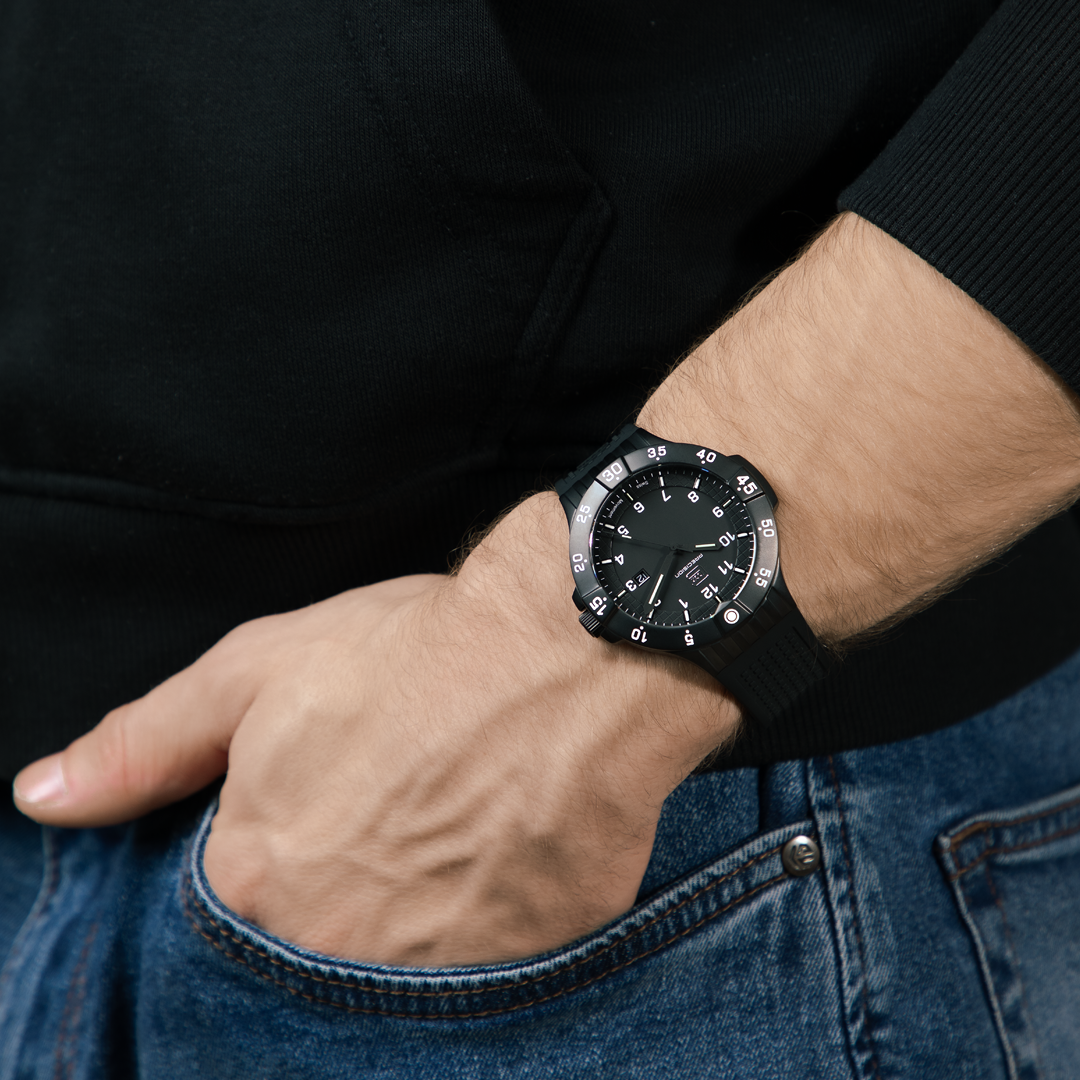 GLOCK GW-15-3-22 43mm Quartz Watch with Silicone Strap in All Black