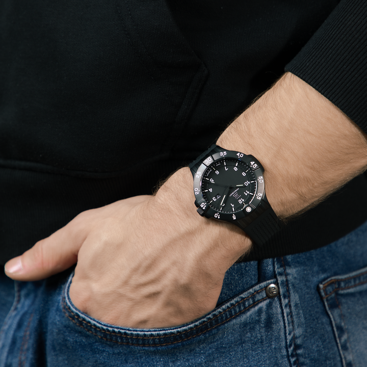 GLOCK GW-15-3-22 43mm Quartz Watch with Silicone Strap in All Black