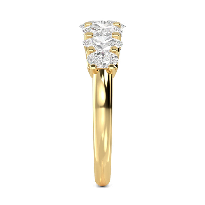 1.03ctw Oval Brilliant Lab-Grown Diamond Graduated Band in 14k Yellow Gold
