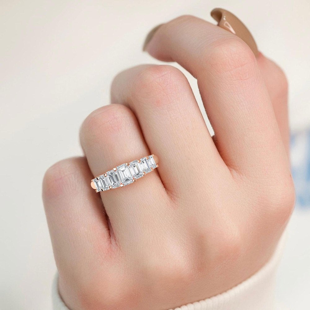 1.08ctw Emerald Cut Lab-Grown Diamond Graduated Band in 14k Rose Gold