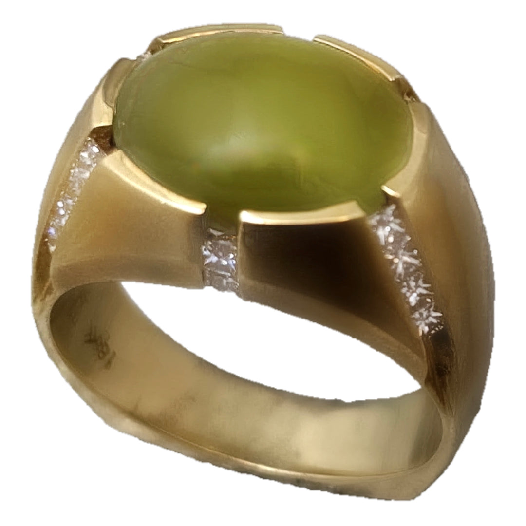 18k Yellow Gold Cat's Eye Chrysoberyl and Diamond Men’s Ring
