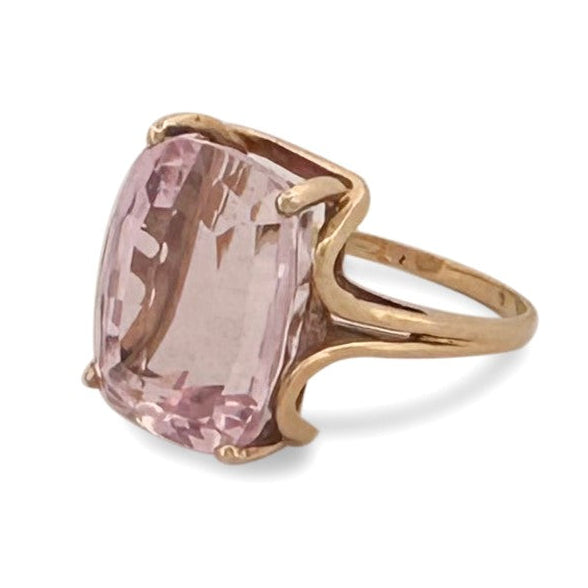 15.81cts Elongated Cushion Kunzite Cocktail Ring in 14k Yellow Gold
