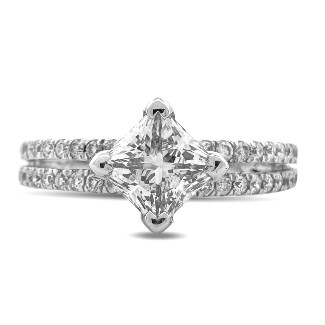 IGI Graded 1.06ct Princess & Round Brilliant Natural Diamond Diagonal Engagement Ring in 14k White Gold