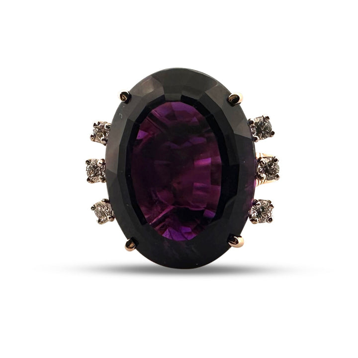 14cts Oval Amethyst & Round Brilliant Diamond Cocktail Ring in 14k Yellow Gold