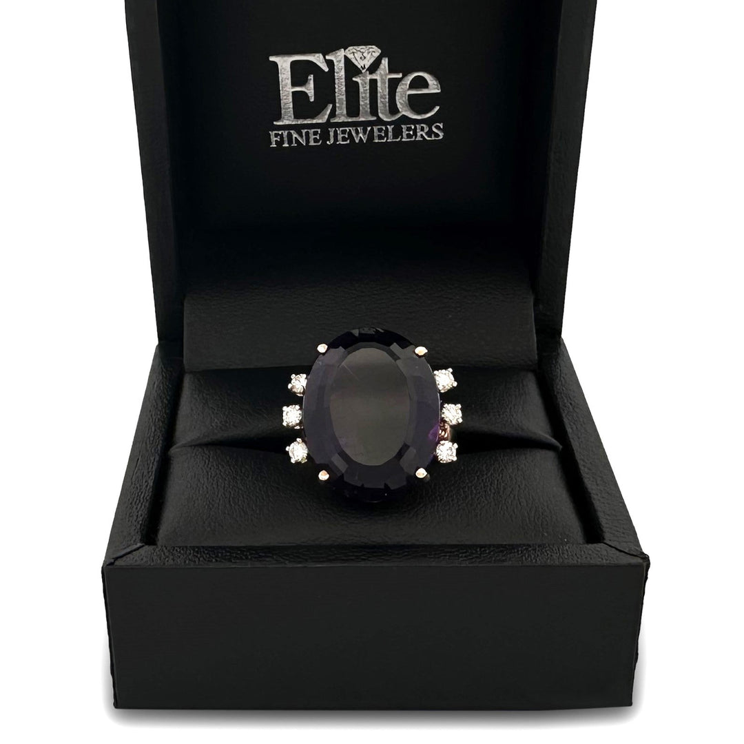 14cts Oval Amethyst & Round Brilliant Diamond Cocktail Ring in 14k Yellow Gold