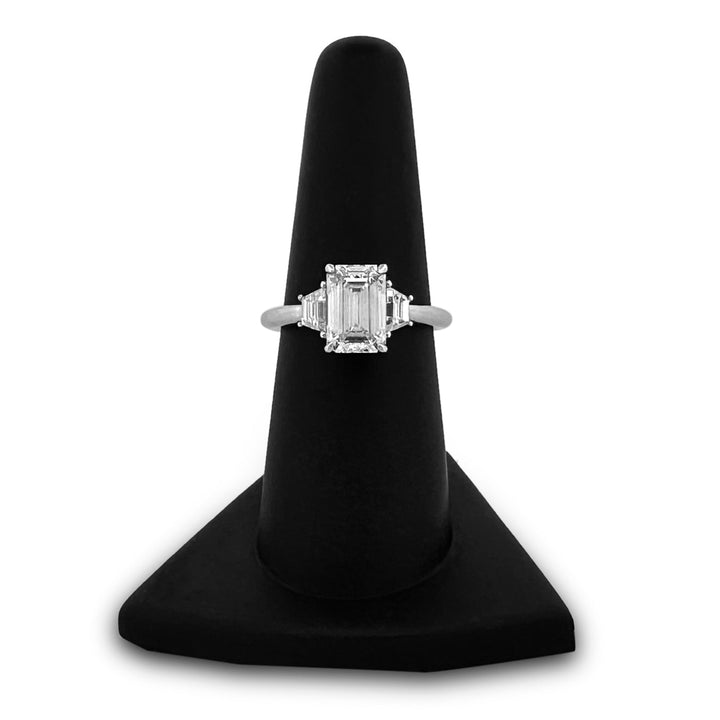 IGI Graded 2.67ctw Emerald Cut & Trapezoid Lab-Grown Diamond Engagement Ring 14k White Gold