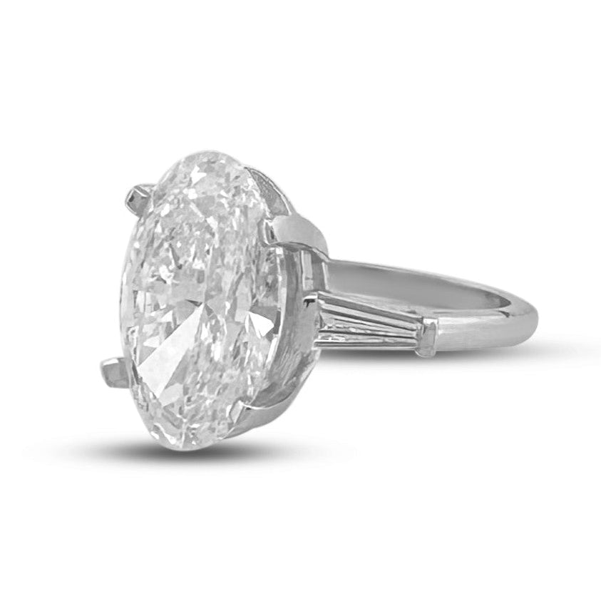IGI Graded 5.08ct Oval Lab-Grown Diamond 3-Stone Engagement Ring in Platinum