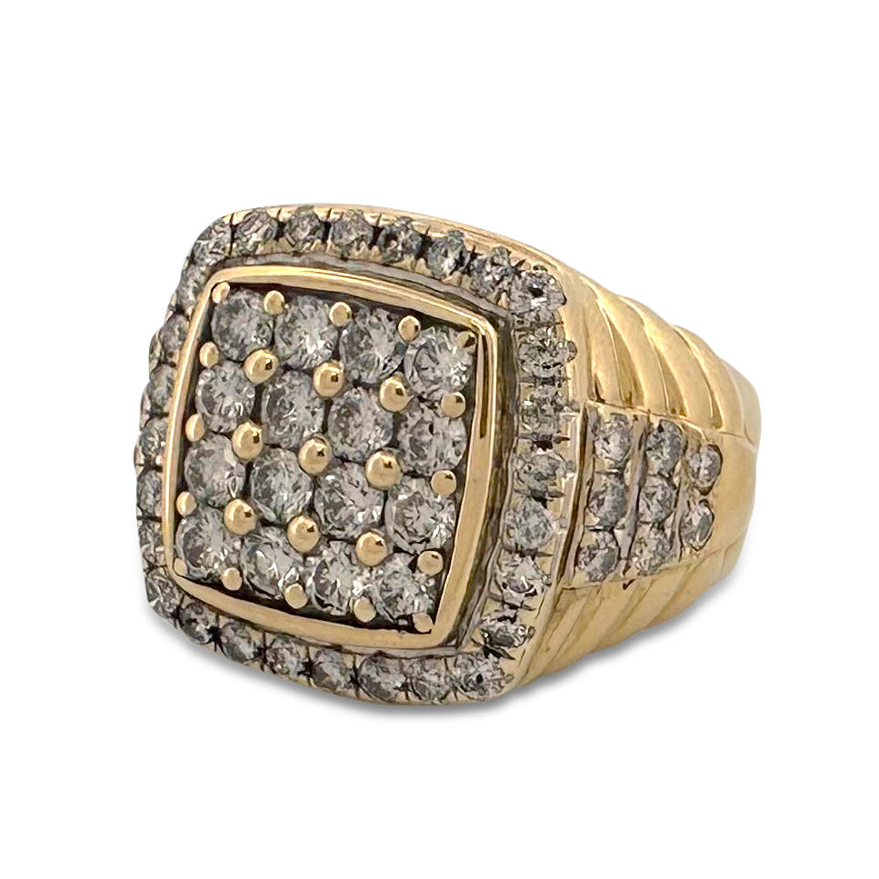 2.50ctw Round Brilliant Natural Diamond Men's Pavé Ring in 10k Yellow Gold