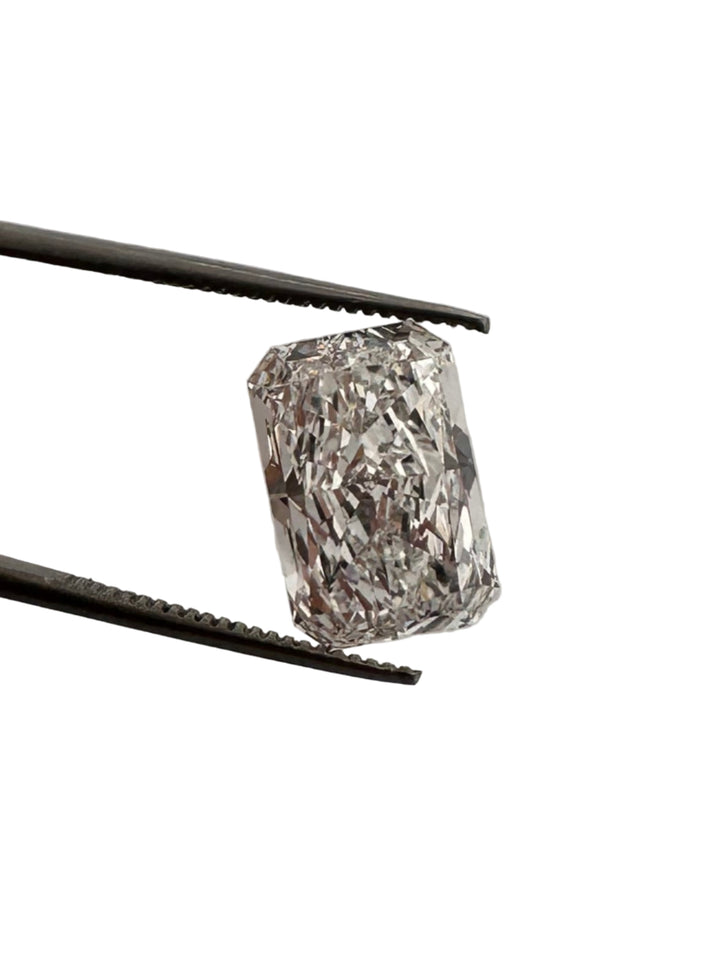 Loose IGI Graded 3.89ct Radiant Cut Lab-Grown Diamond, E Color,  VVS2 Clarity
