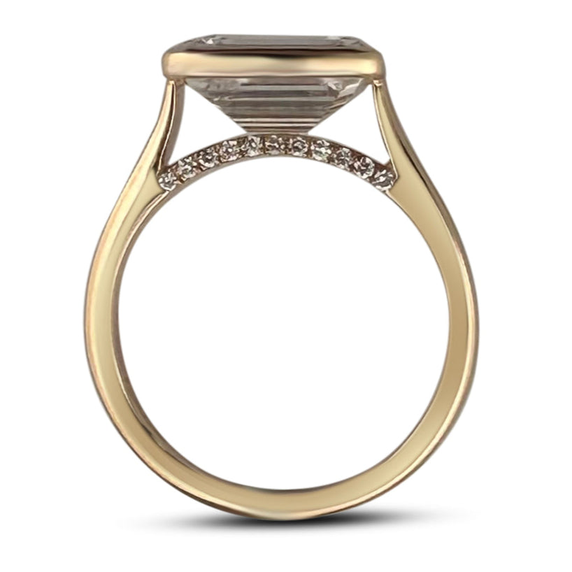 IGI Graded 3.04ct Emerald Cut Lab-Grown Diamond East-West Solitaire Engagement Ring 14k Yellow Gold