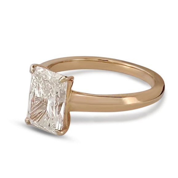 IGI Graded 3.01ct Radiant Cut Lab-Grown Diamond Solitaire Engagement Ring in 14k Yellow Gold