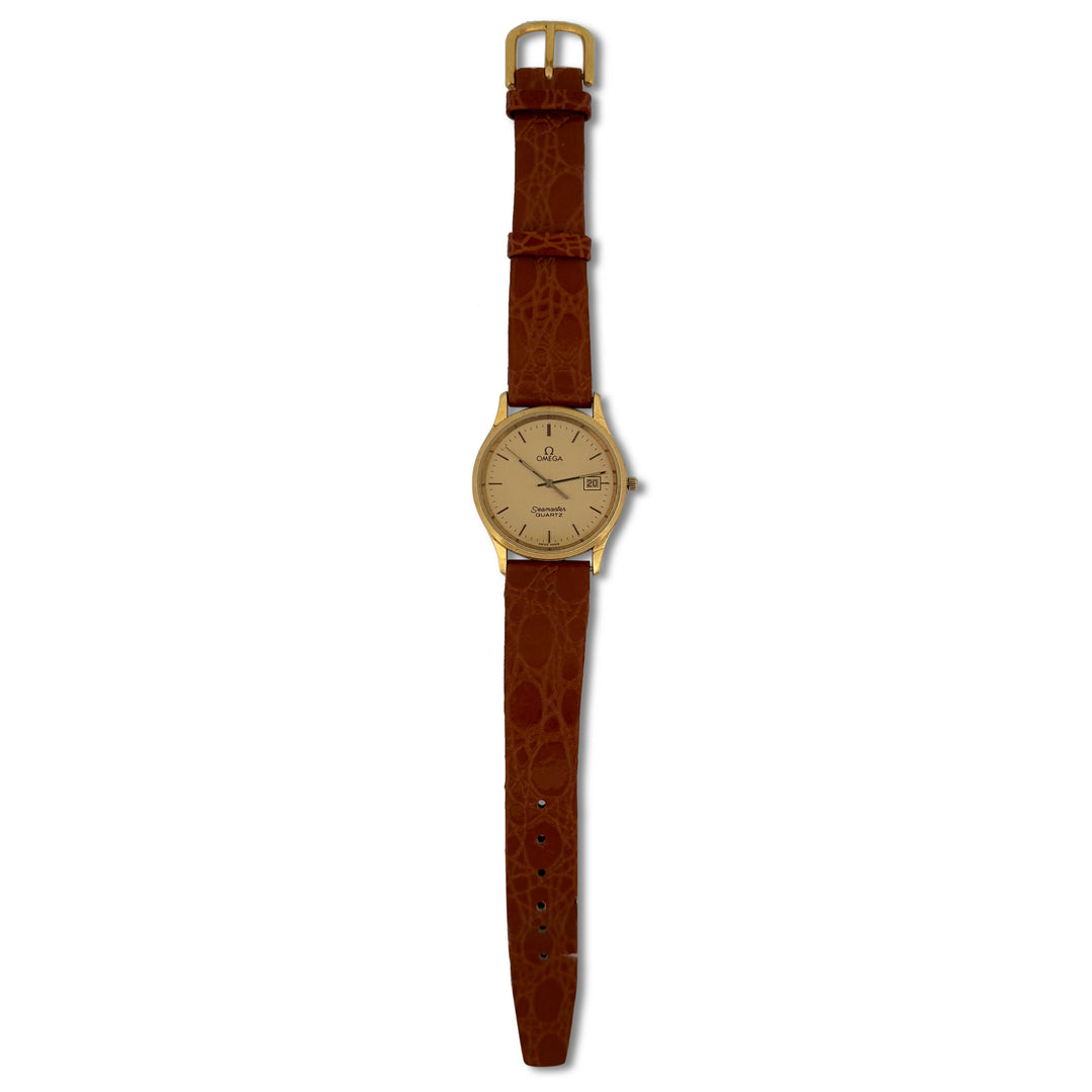 Vintage Omega Seamaster Quartz 33mm 18k Yellow Gold Strap Watch