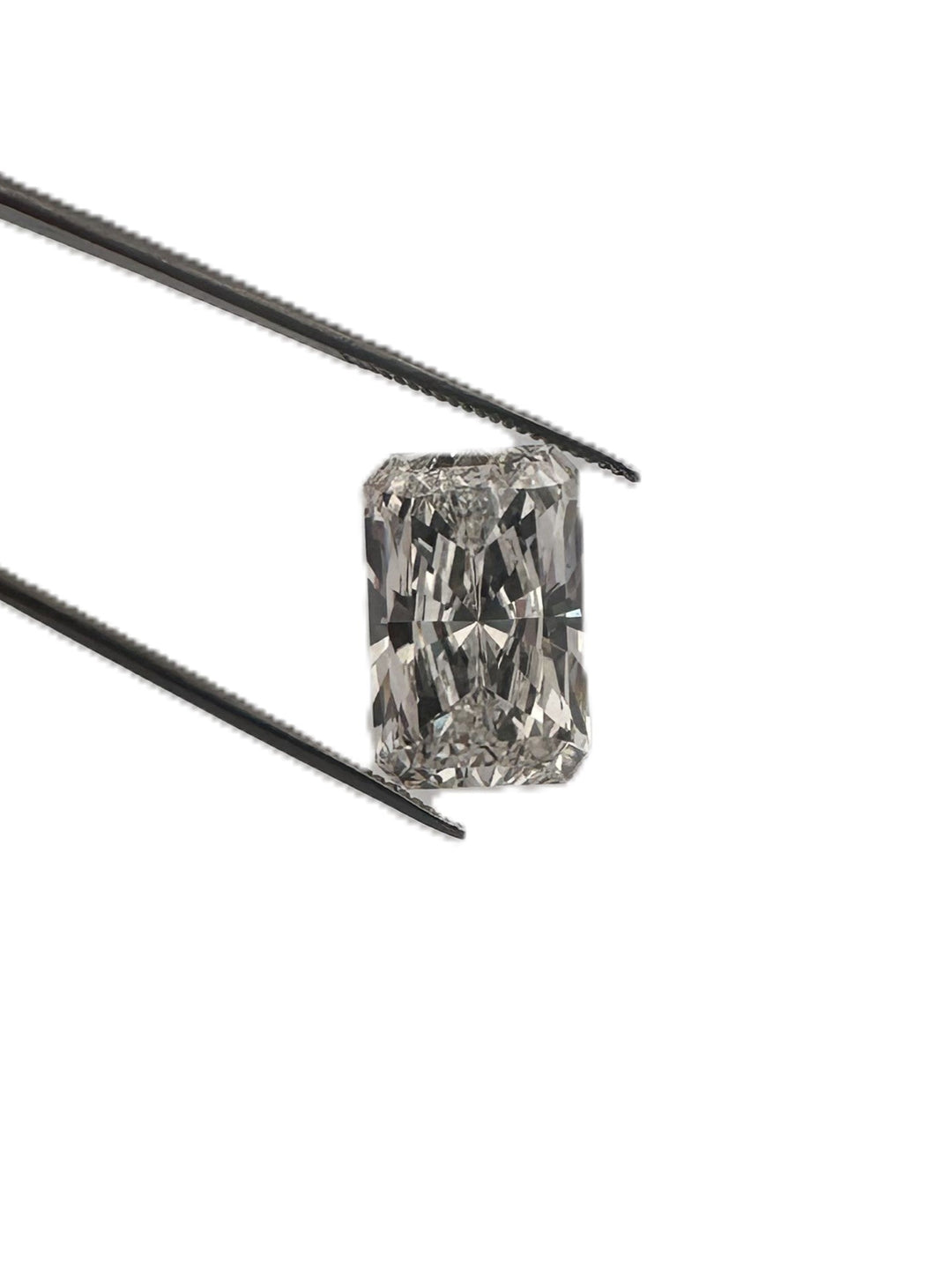 Loose IGI Graded 7.01ct Radiant Cut Lab-Grown Diamond, F Color, VS1 Clarity
