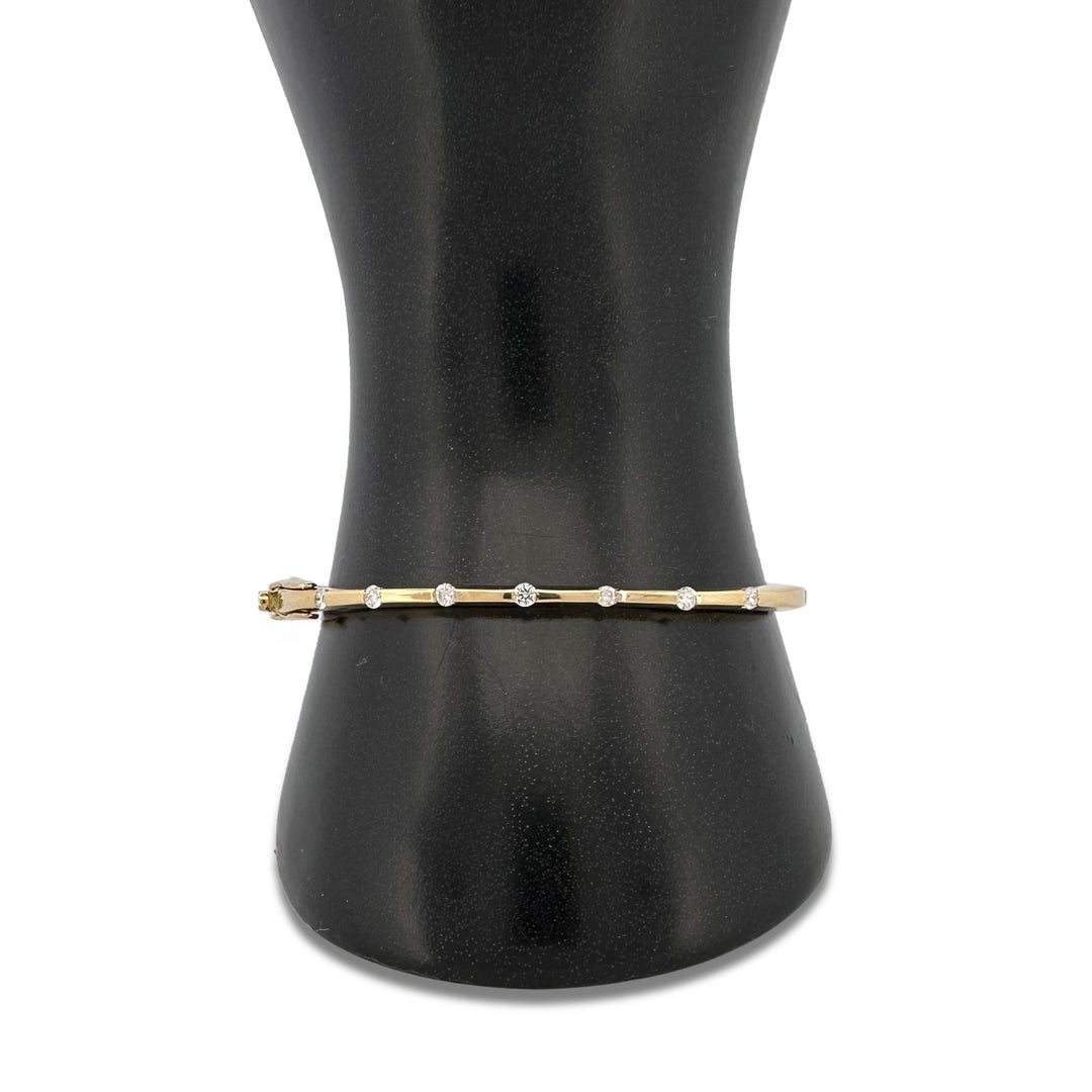 0.35ctw Round Brilliant Natural Diamond Bangle Bracelet in 18k Yellow Gold by Roberto Coin