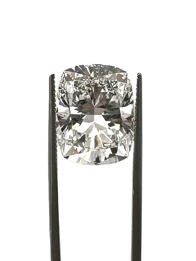 Loose IGI Graded 8.04ct Cushion Cut Lab-Grown Diamond, E Color VS2 Clarity