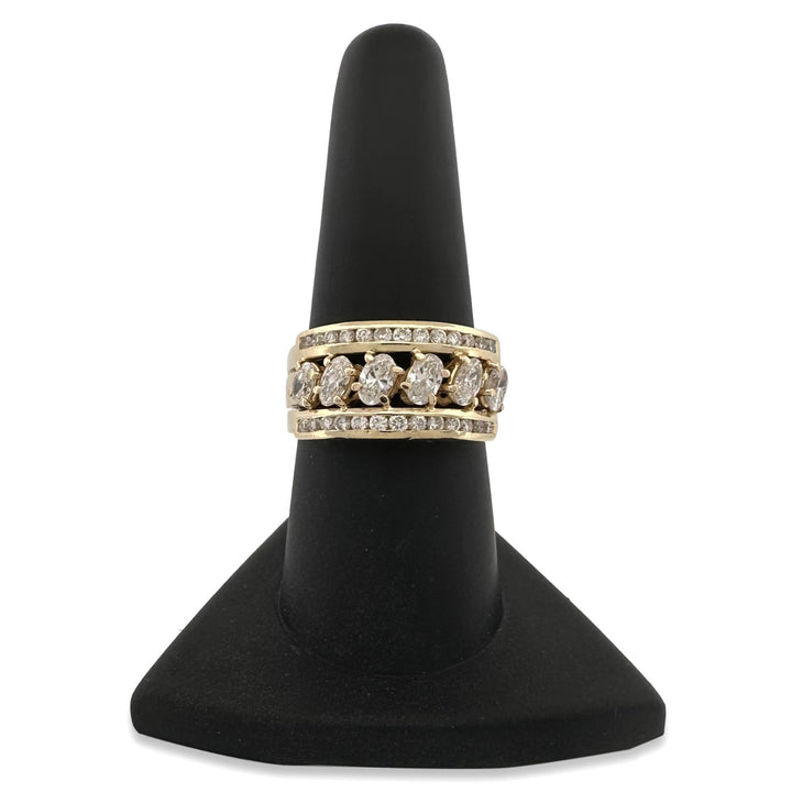 1.50ctw Oval & Round Brilliant Diamond Diagonal Cocktail Ring in 18k Yellow Gold