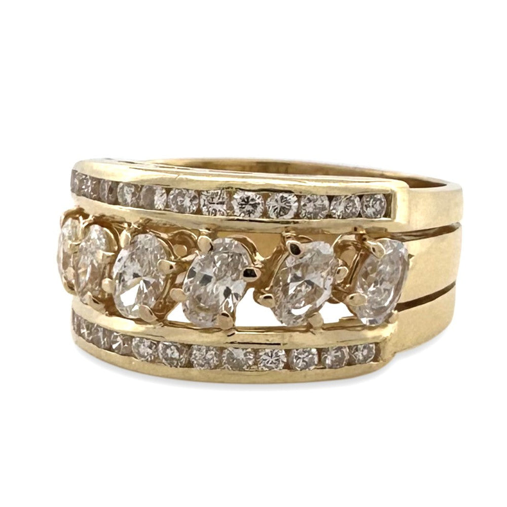 1.50ctw Oval & Round Brilliant Diamond Diagonal Cocktail Ring in 18k Yellow Gold