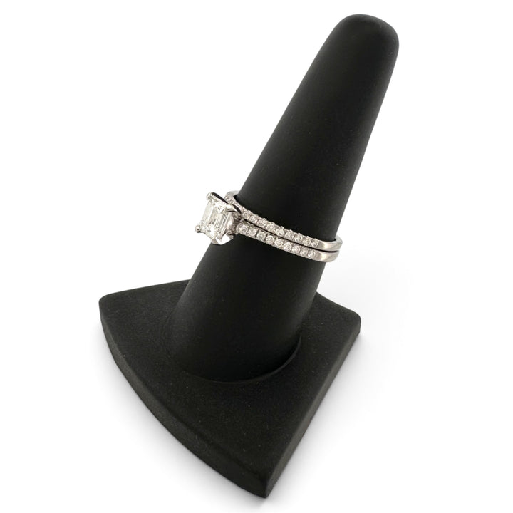 GIA Graded 0.79ct Emerald Center & Round Brilliant Natural Diamond Wedding Set in Platinum