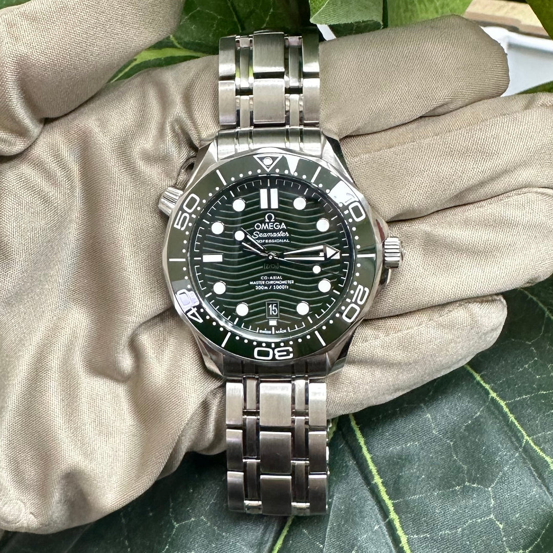 2024 Omega Seamaster 300M 42mm Stainless Steel Bracelet Watch with Box & Card