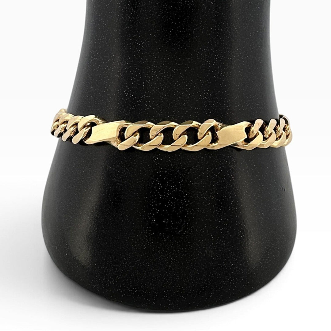 8 Inch Unique Figaro Link Bracelet in 14k Yellow Gold