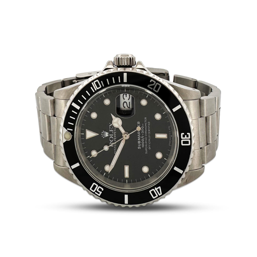 1990 Rolex Submariner Date 40mm Stainless Steel Oyster Bracelet Watch