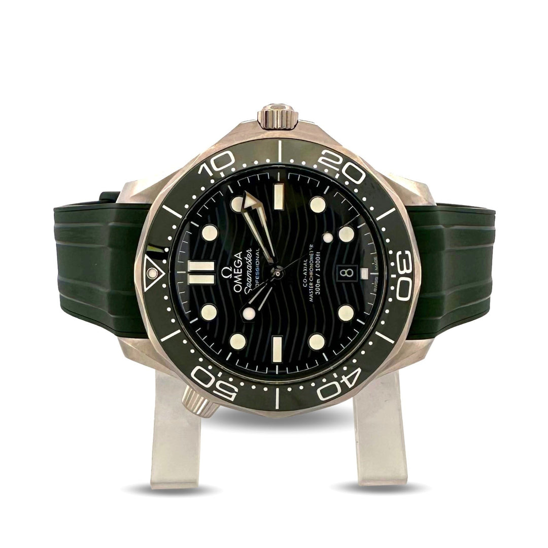 2024 Omega Seamaster 42mm Stainless Steel Rubber Strap Watch in Green with Box & Papers