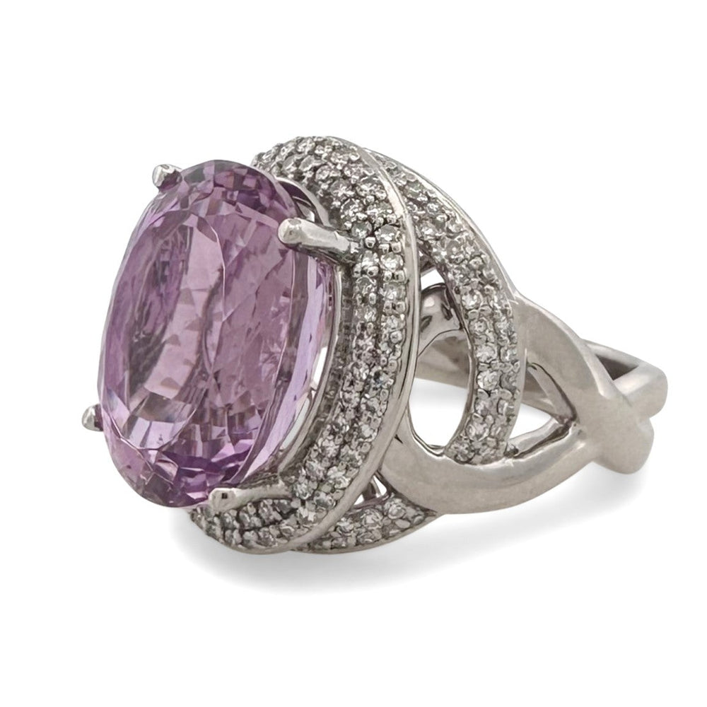 15ct Oval Kunzite and Round Brilliant Natural Diamond Cocktail Ring in Platinum