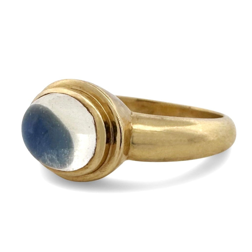 Oval Moonstone Cabochon East-West Cocktail Ring in 18k Yellow Gold