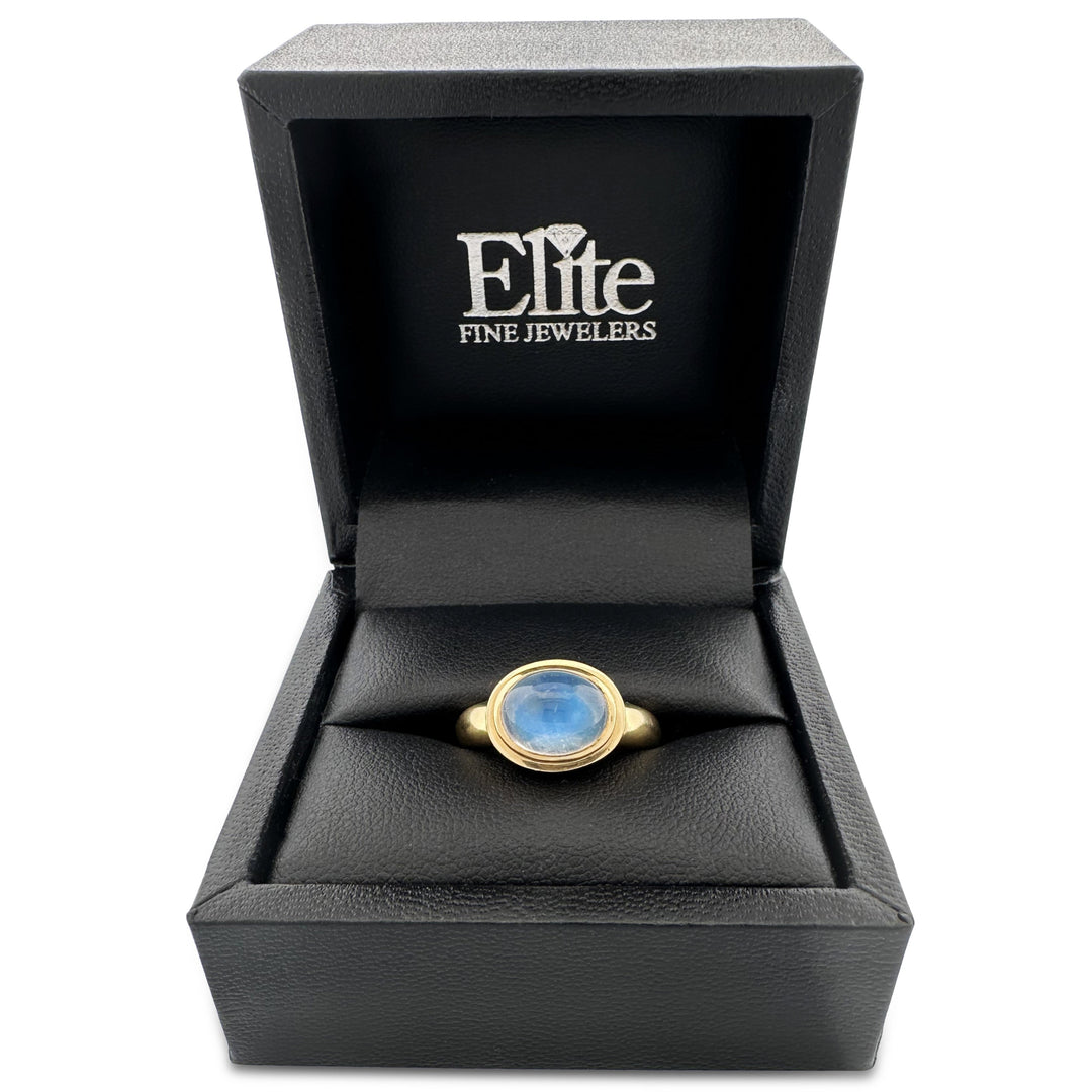 Oval Moonstone Cabochon East-West Cocktail Ring in 18k Yellow Gold
