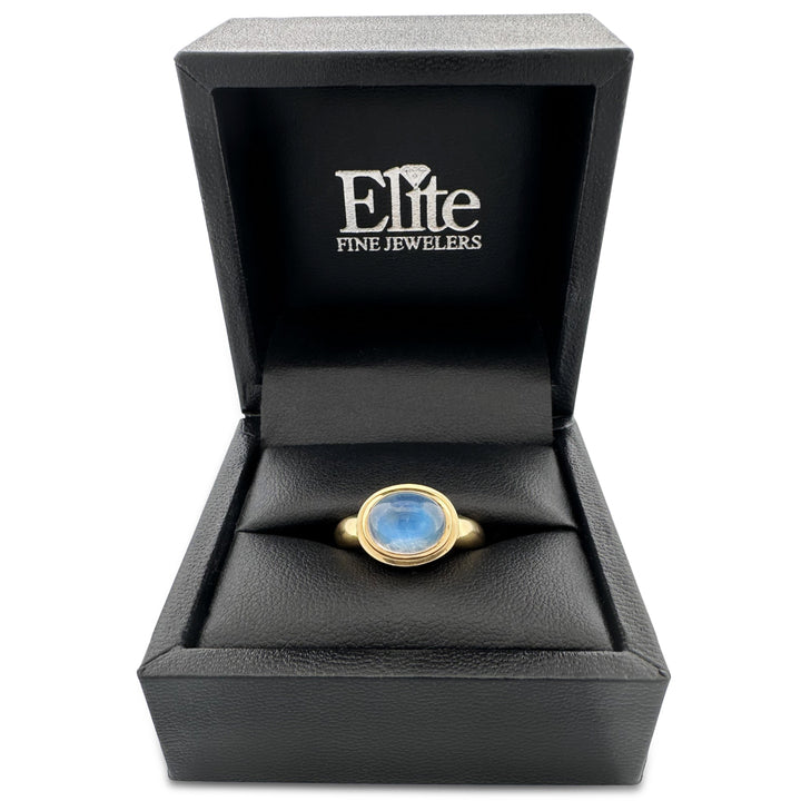 Oval Moonstone Cabochon East-West Cocktail Ring in 18k Yellow Gold