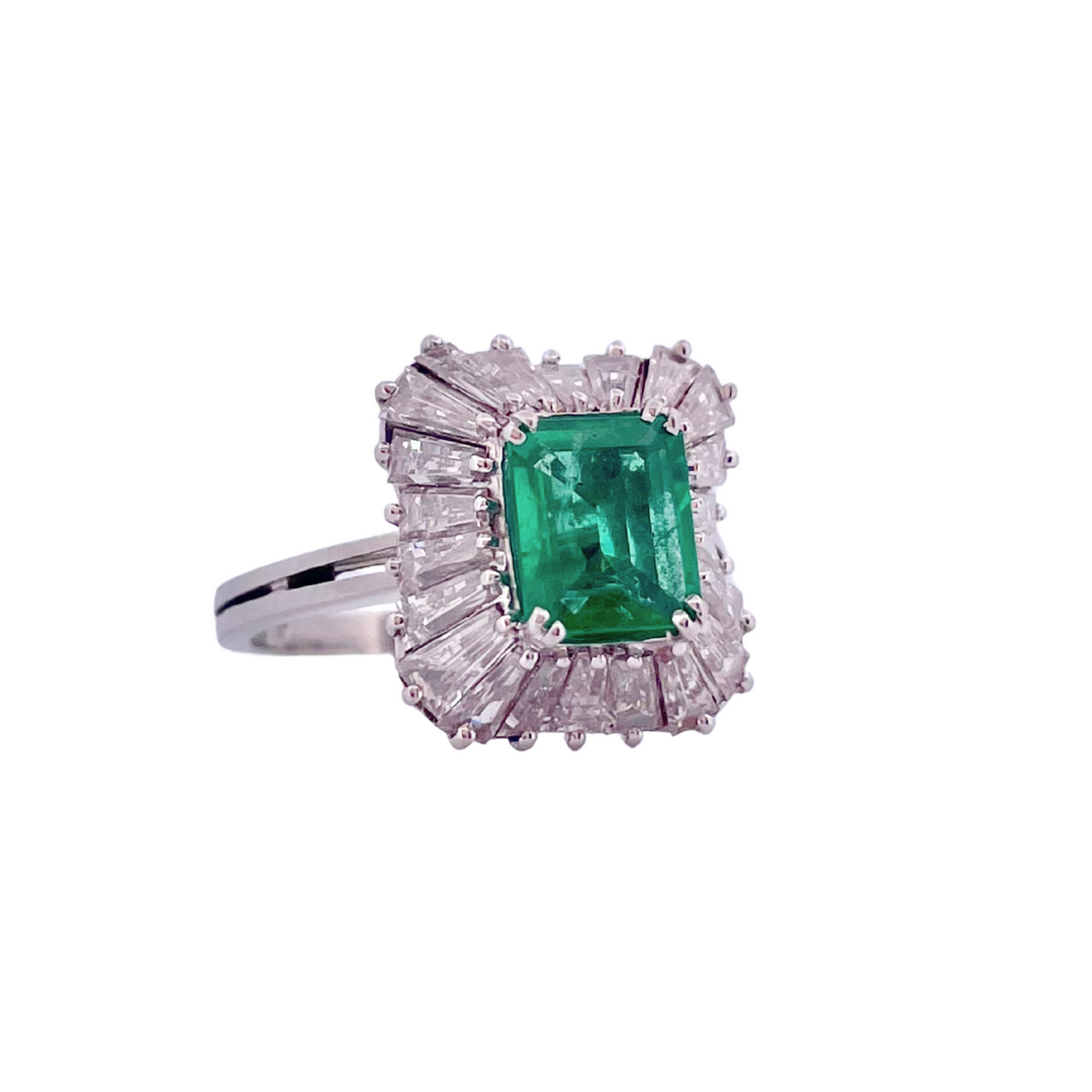 Natural Emerald Gemstone and Diamond Platinum Ring