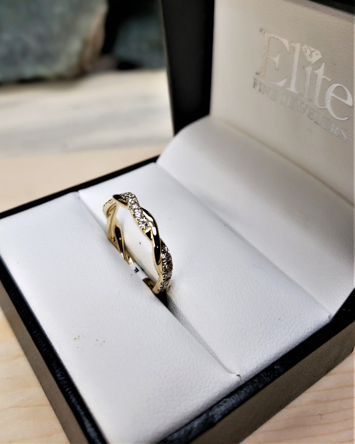 14k Diamond Twist Style Band in yellow, white, and rose gold - Elite Fine Jewelers
