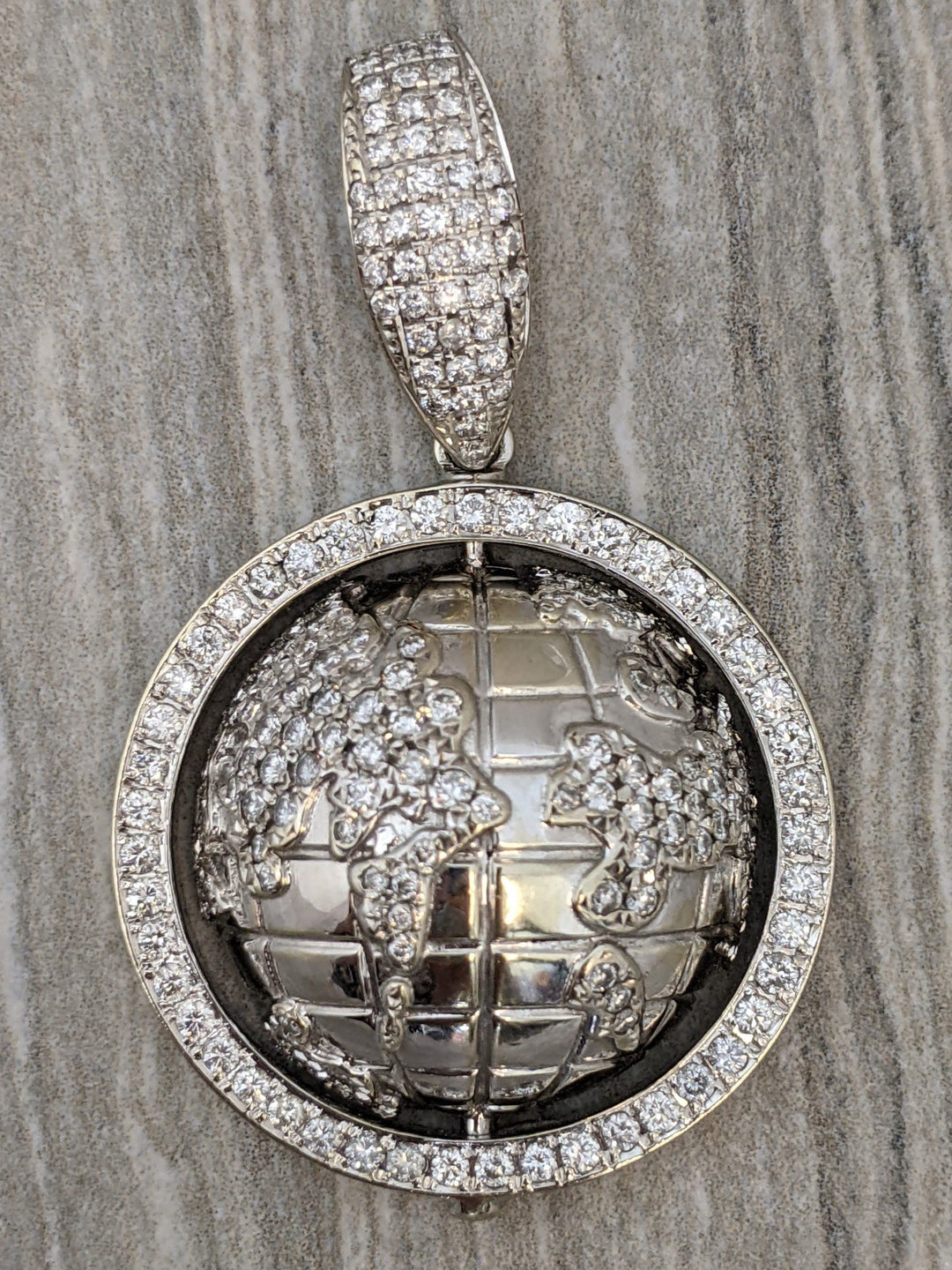 14k white gold and diamond globe pendant - Elite Fine Jewelers