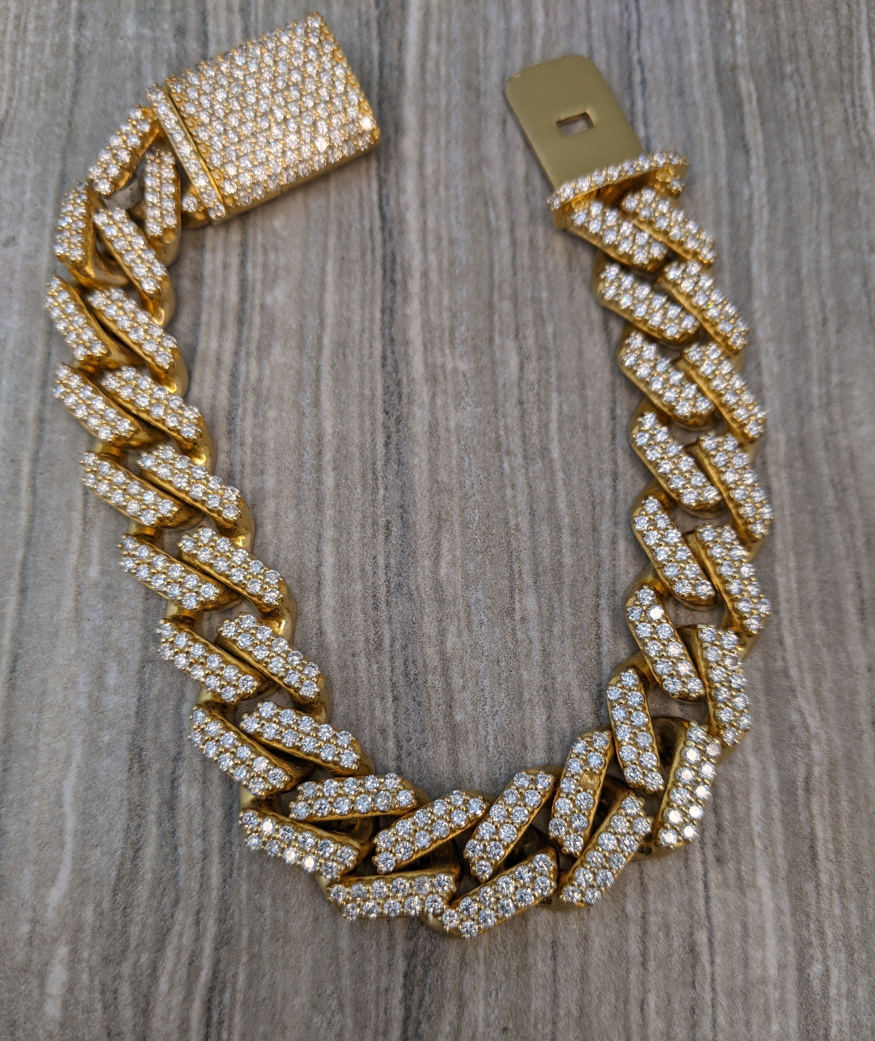 Gold Iced Diamond Miami Cuban Link Chain Bracelet 12MM – The Hype Shift