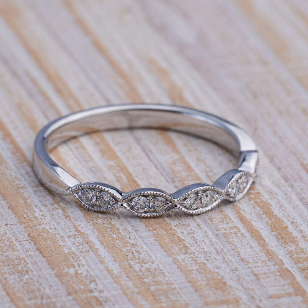18k white gold diamond stackable ring
