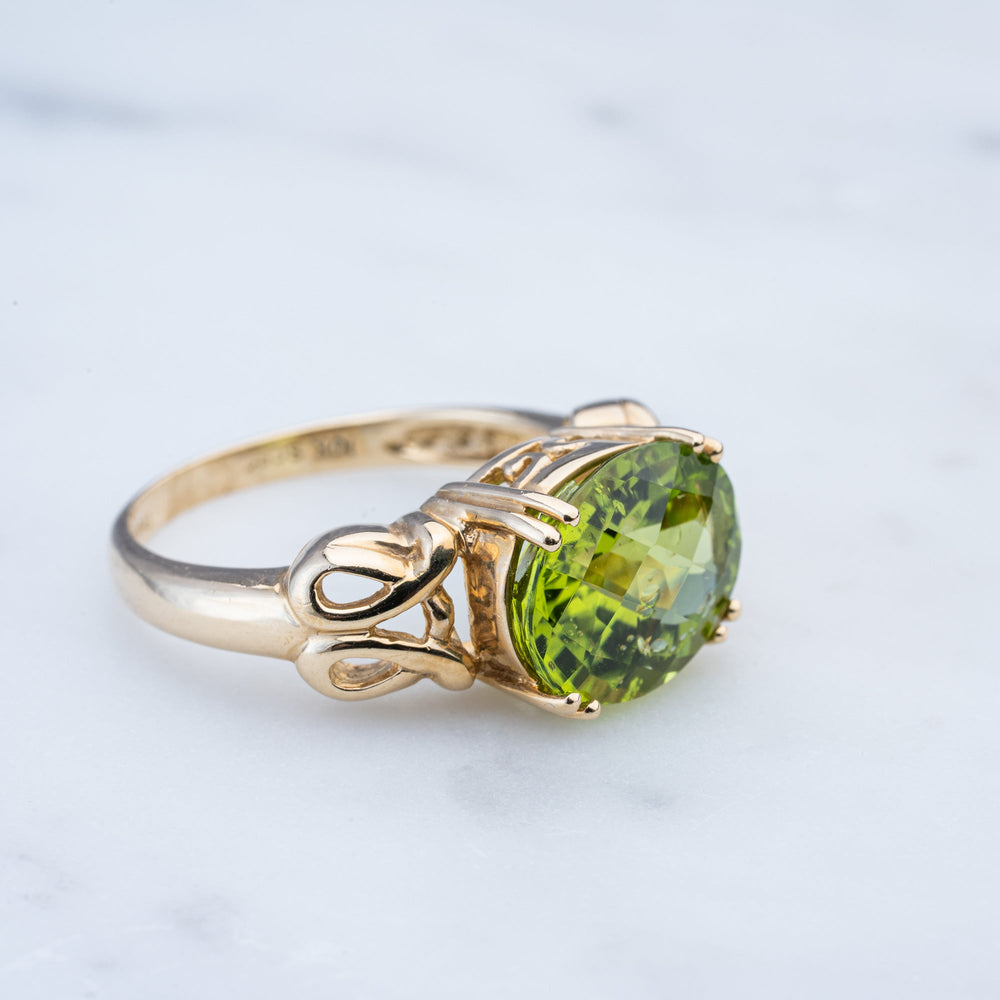 14Kt Yellow Gold Peridot Gemstone Ring - Elite Fine Jewelers