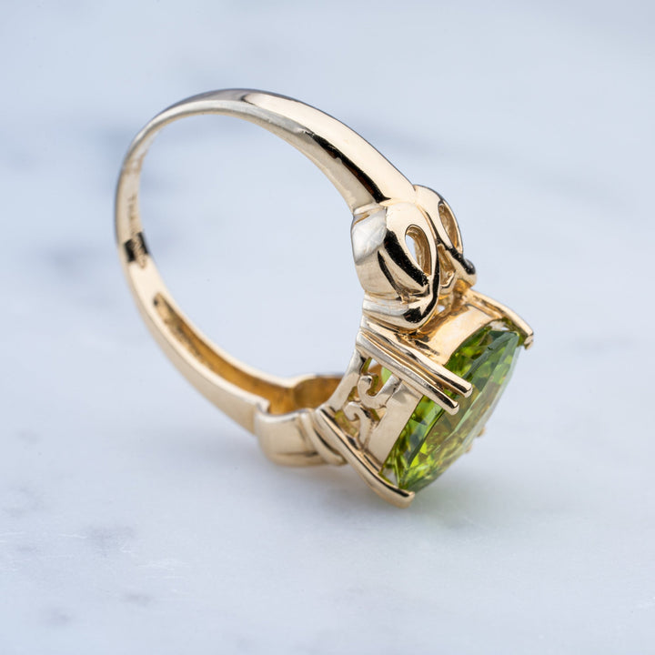 14Kt Yellow Gold Peridot Gemstone Ring - Elite Fine Jewelers