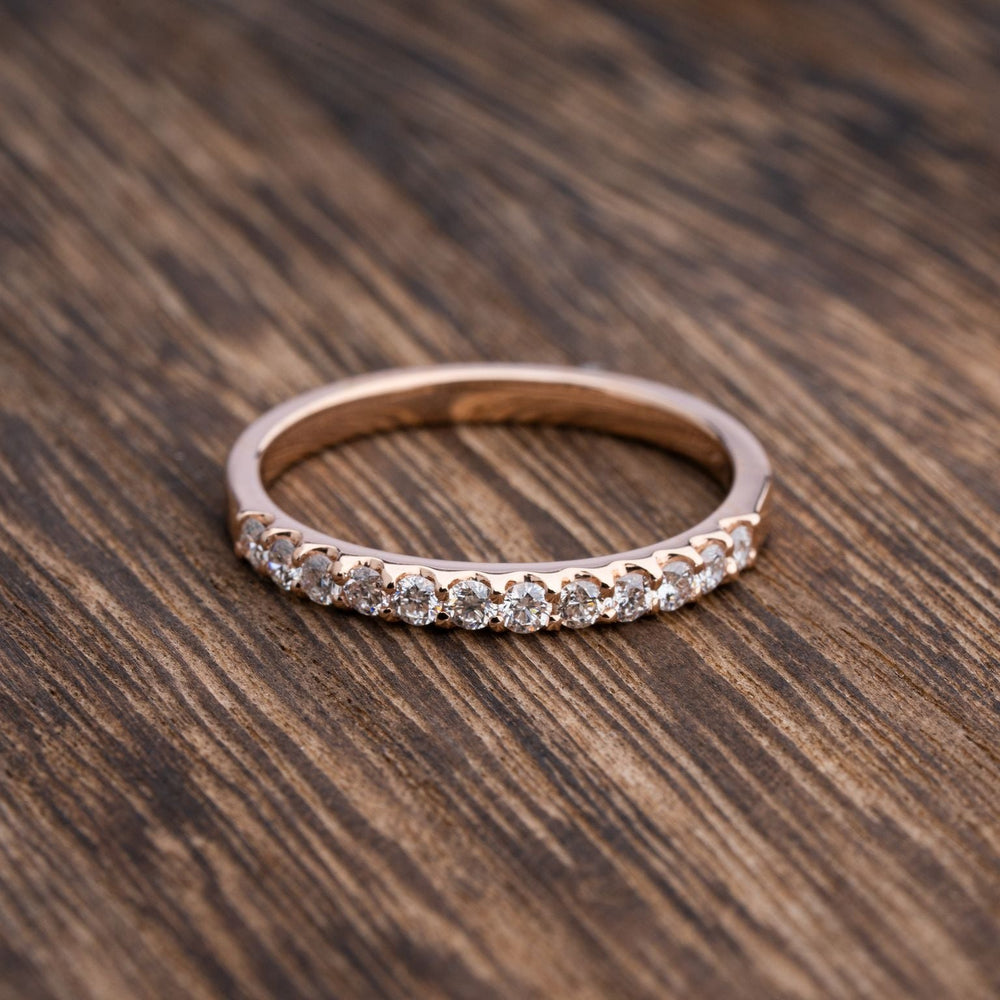 18KT GOLD DIAMOND STACKABLE FASHION RINGS OR TRENDY WEDDING BANDS