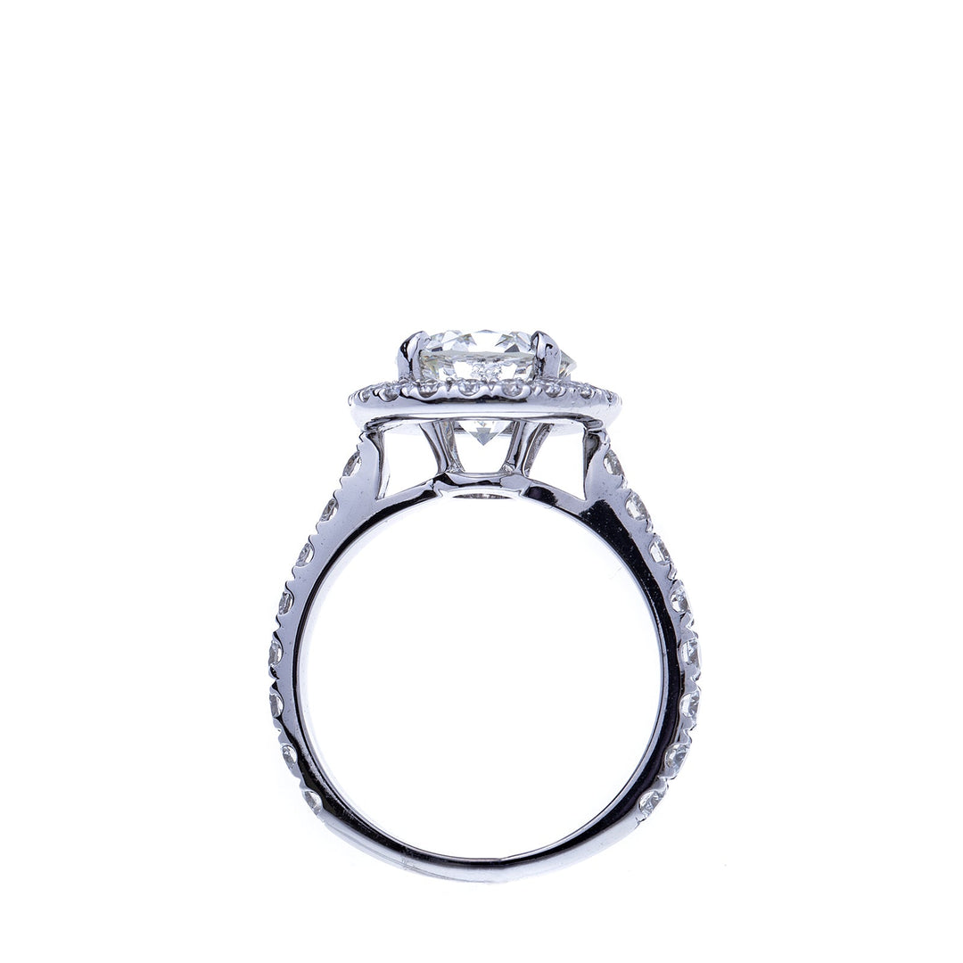 3 Carat Round Brilliant Engagement Ring